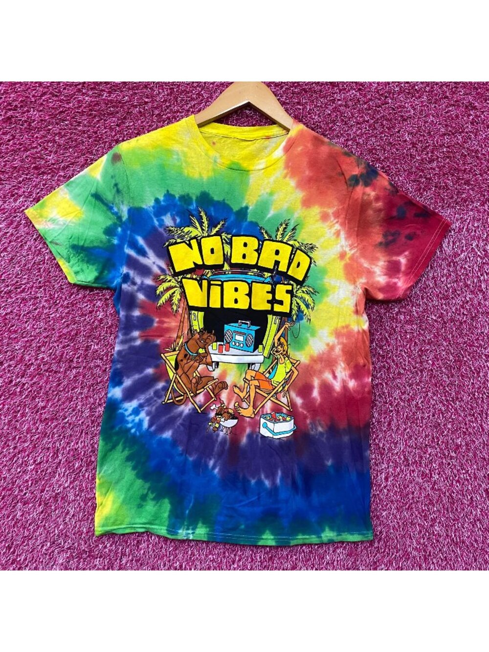 Scooby Doo No Bad Vibes tiedye Tshirt size medium
